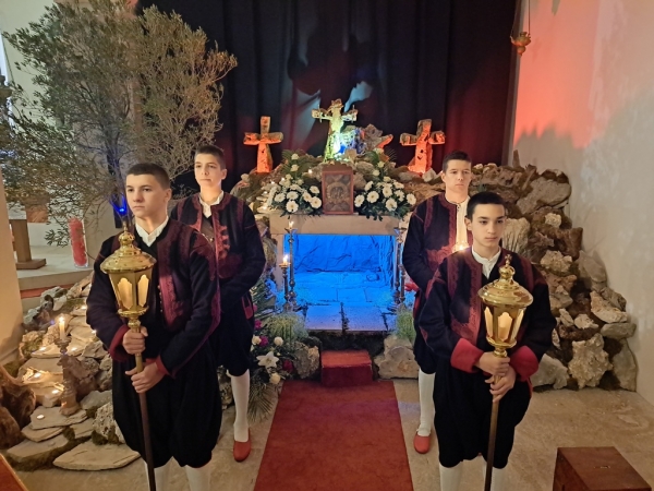 SLUŽBA MUKE GOSPODNJE VELIKOGA PETKA U ČILIPIMA