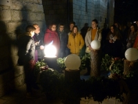 UPALJENA PRVA ADVENTSKA SVIJEĆA ISPRED NA&Scaron;E CRKVE